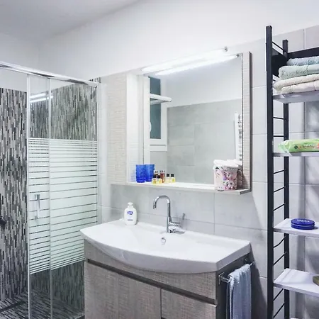 Daire Bright & Stylish Kavala